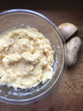 Mashed turnip in a bowl